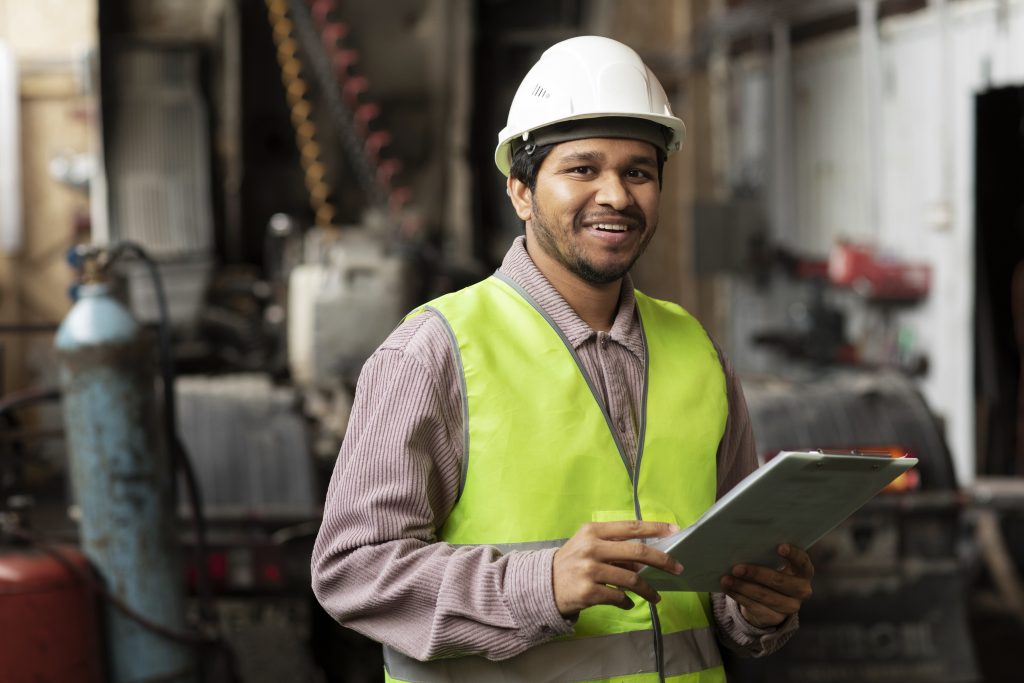 How India’s Top Mining Companies Use Material Handling Equipment?